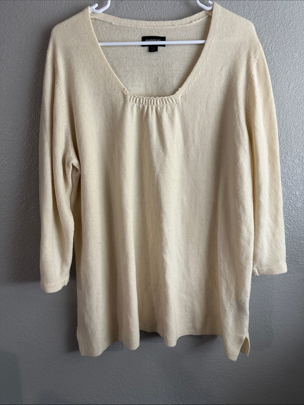 Avenue Cream Scoop-Neck Lightweight Knit Sweater